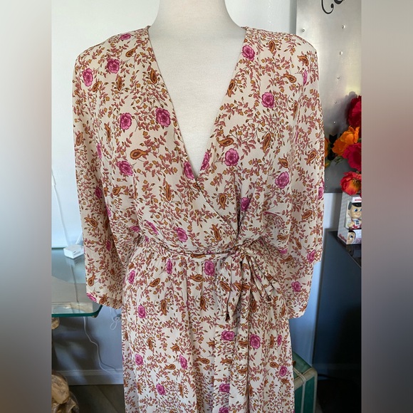 AAKAA MAXI FLORAL BOHO FLOWY RETRO WRAP ROMANTIC DRESS - Picture 4 of 10